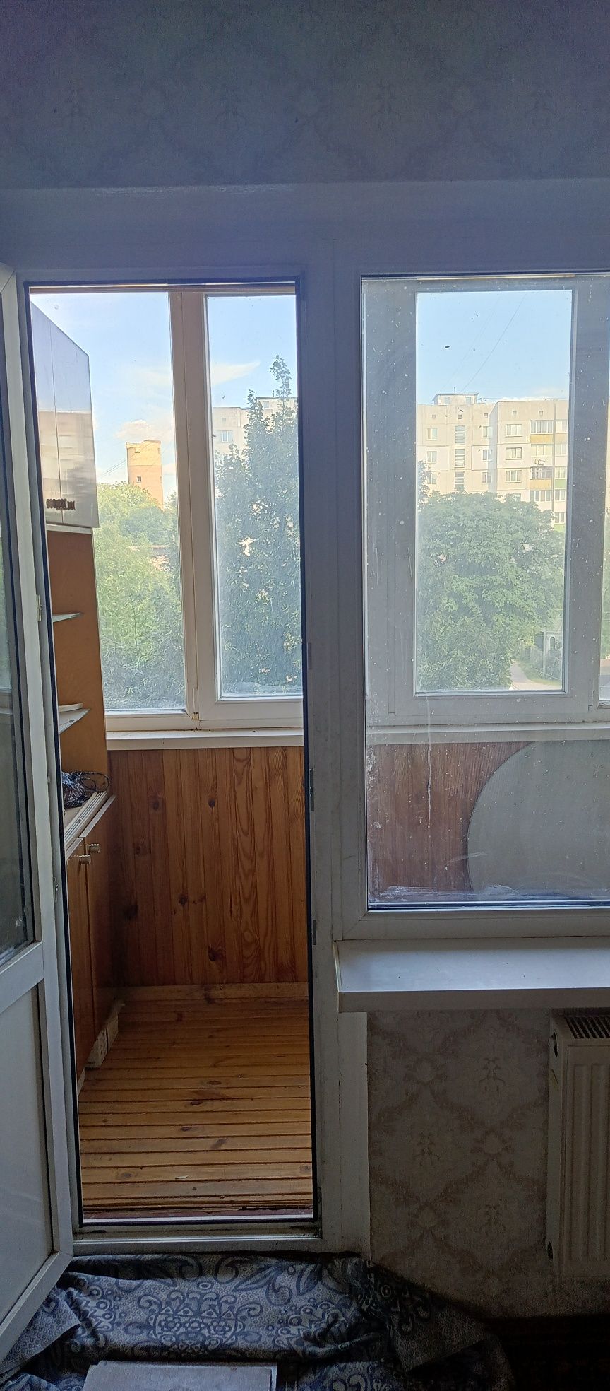Продається трьох кімнатна квартира в центрі міста