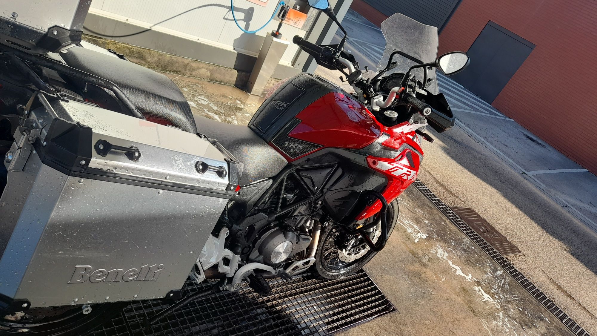 Moto Benelli TRK 502x. 2020. Com revisão.