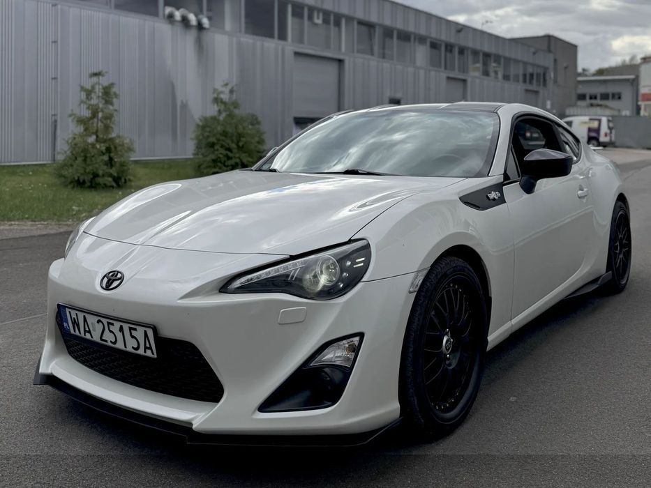 Toyota GT86 Toyota GT86 bogate wyposażenie Warszawa