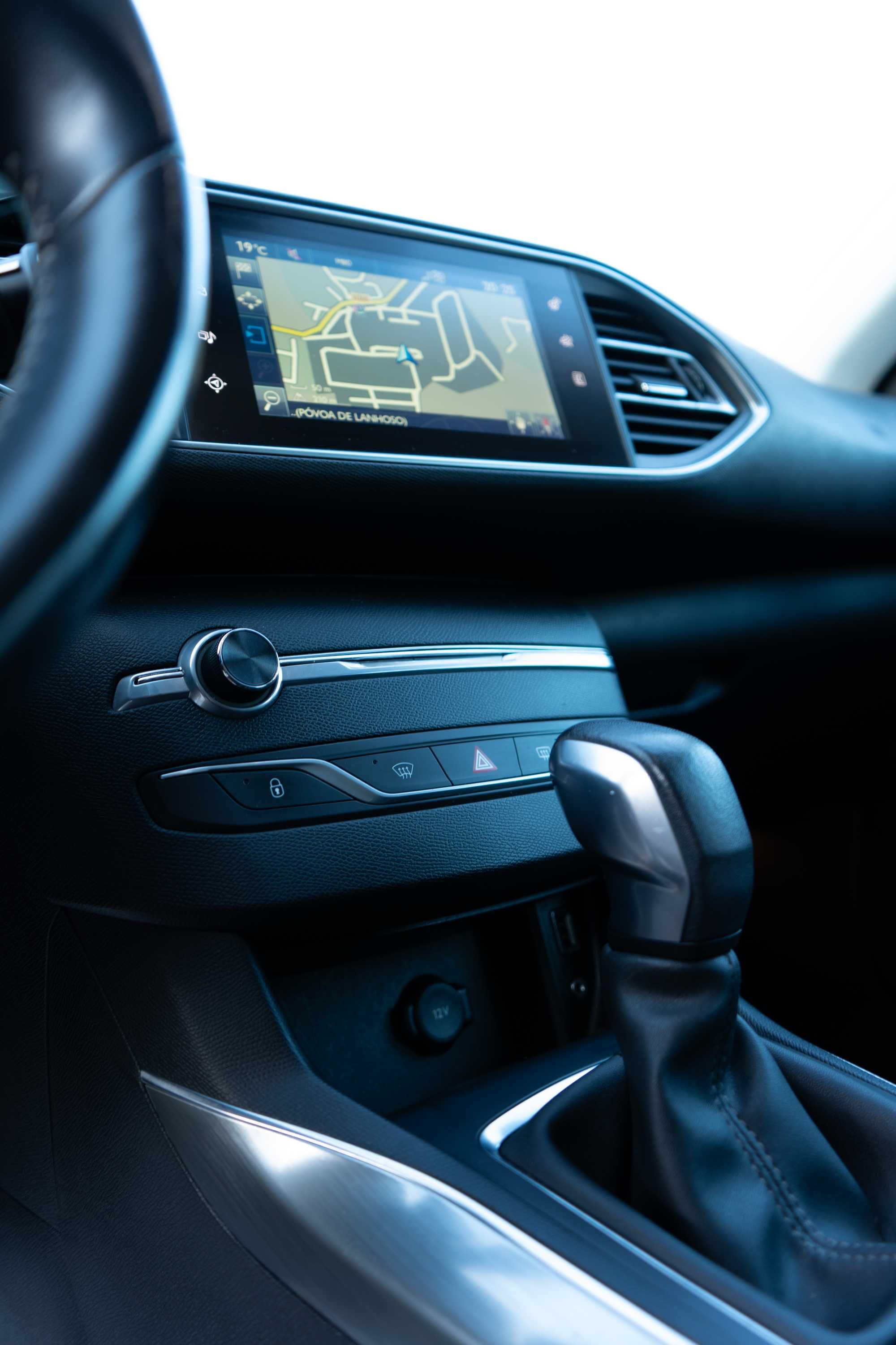 PEUGEOT 308 PureTech Allure 130 EAT6