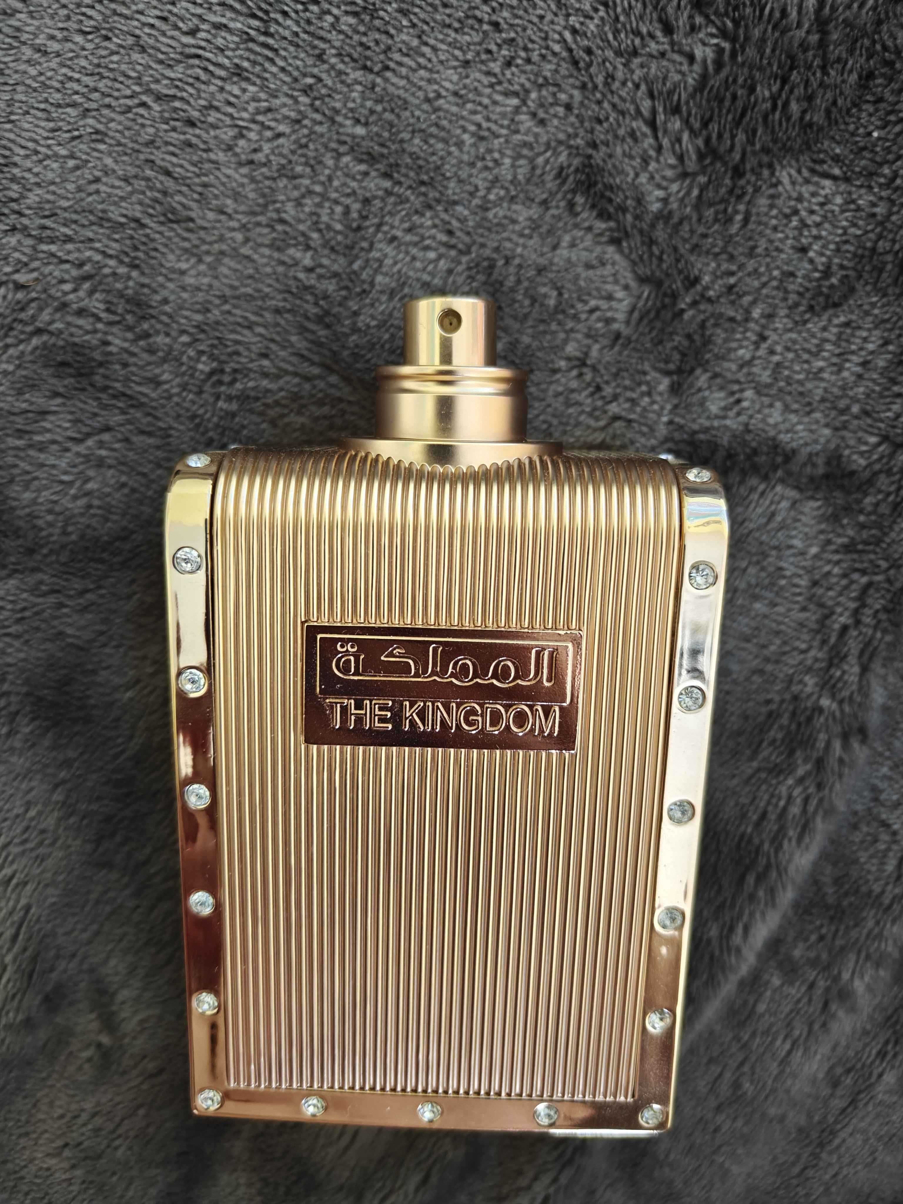 Lattafa The Kingdom woda perfumowana z małym ubytkiem