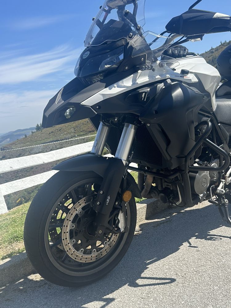 Mota Benelli Trk 502