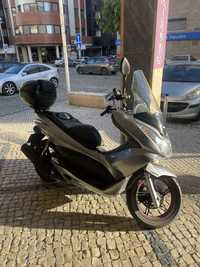 Vendo moto 125cc