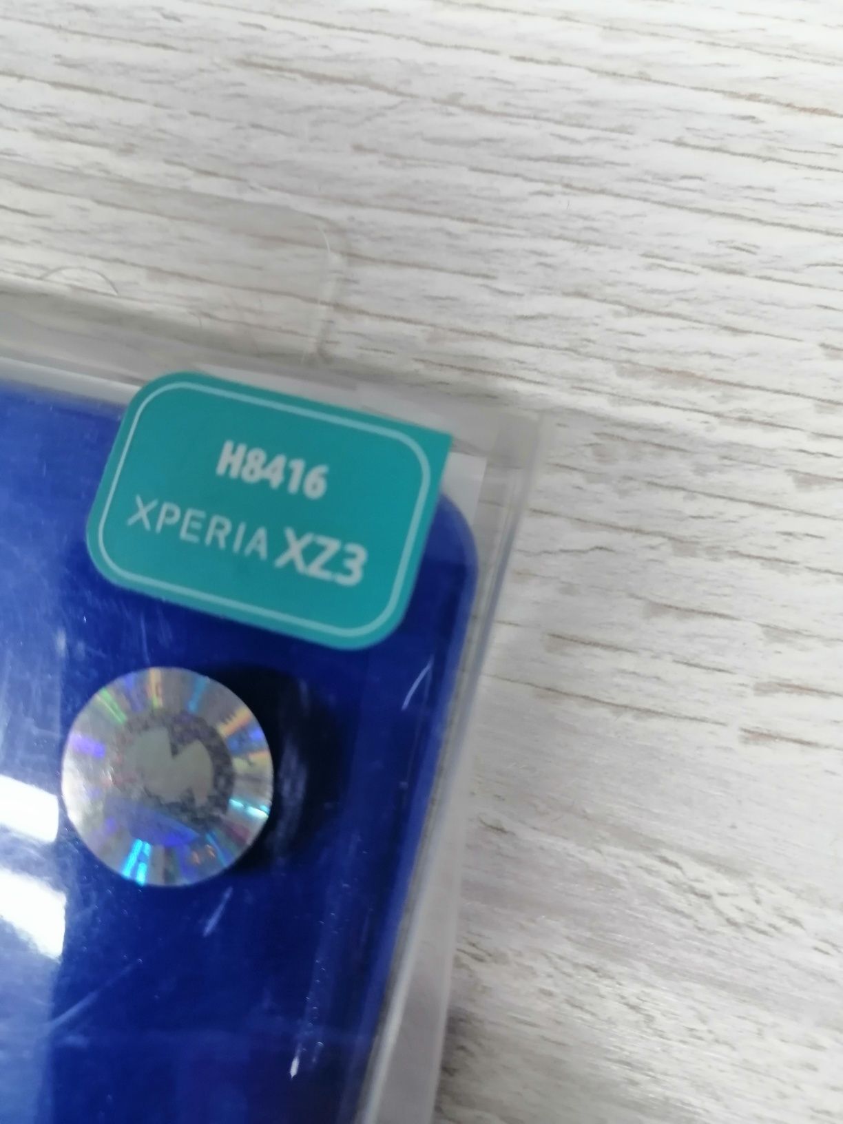 07.Etui Sony Xperia XZ3