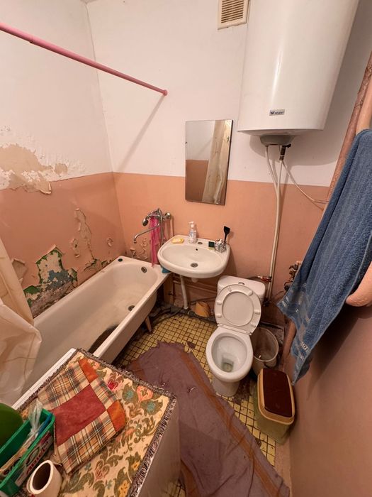 Здається 1-кімн.квартира на Артема.