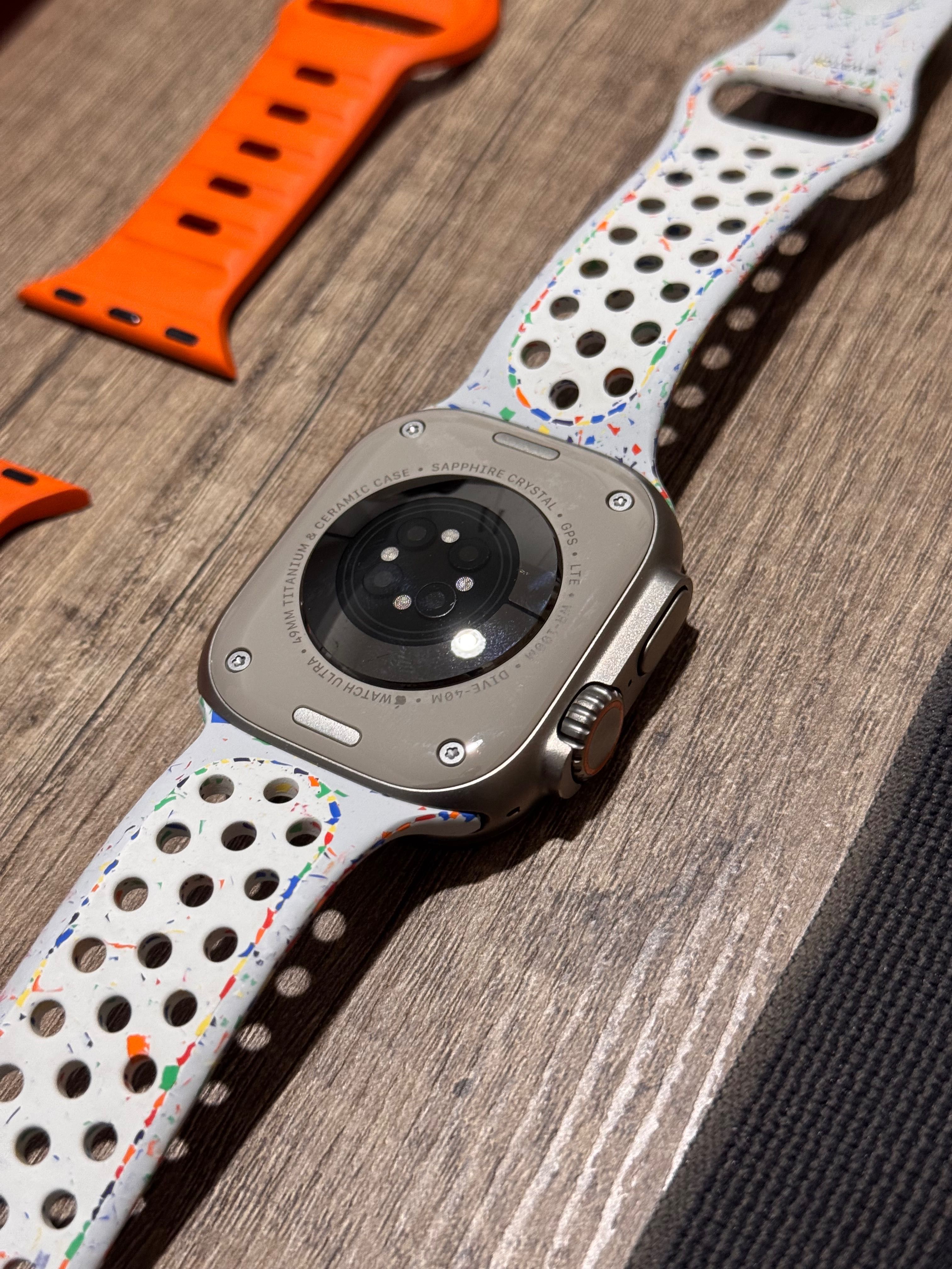 Apple Watch Ultra 1 GPS + Cellular - c/ 1 ano de Garantia + Pulseiras