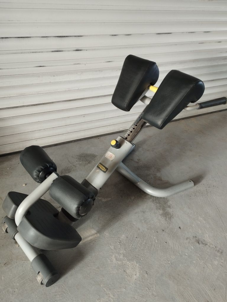 Ławka rzymska na prostownik grzbietu Technogym