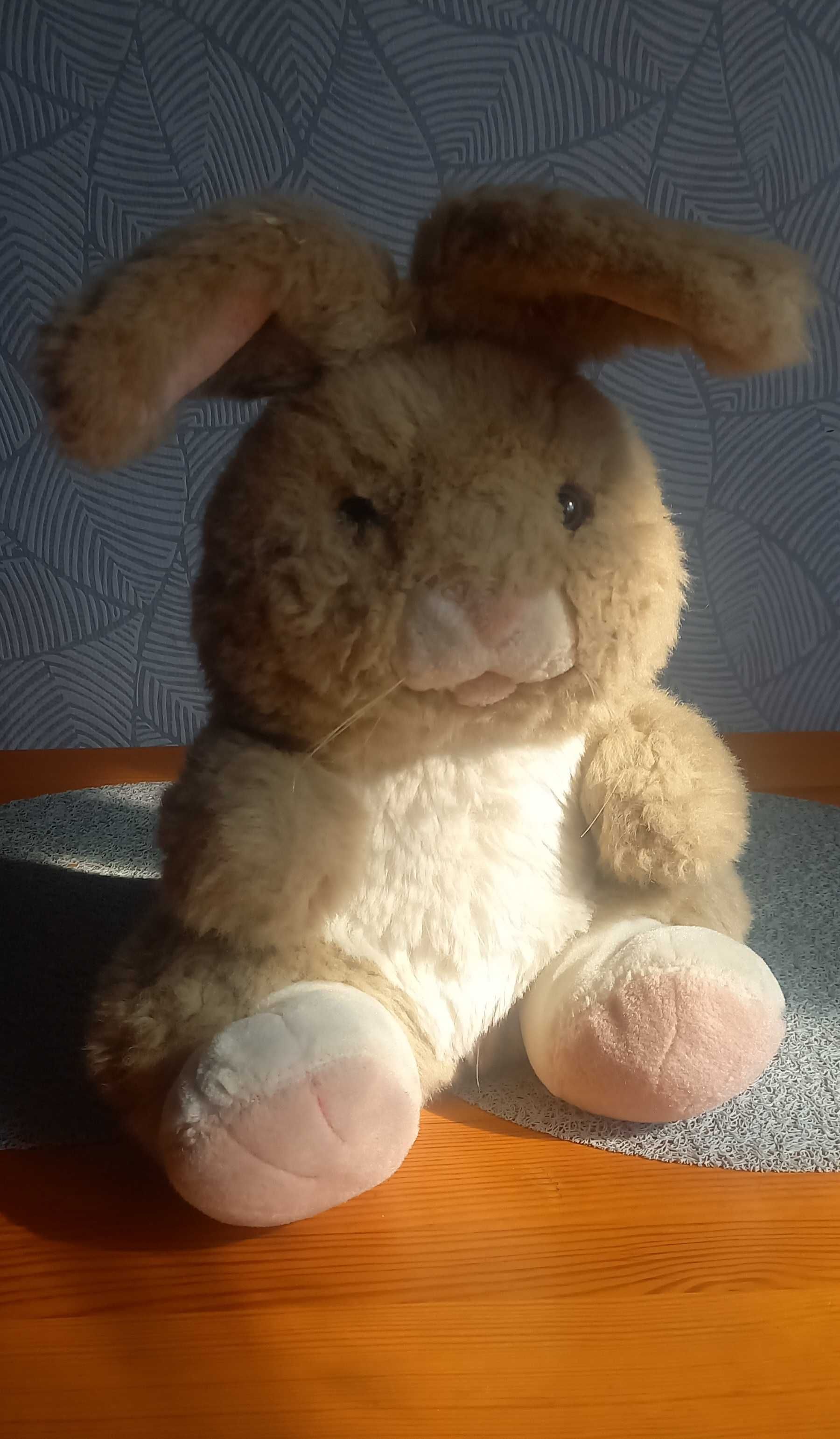 Maskotka królik duży pluszak 35cm