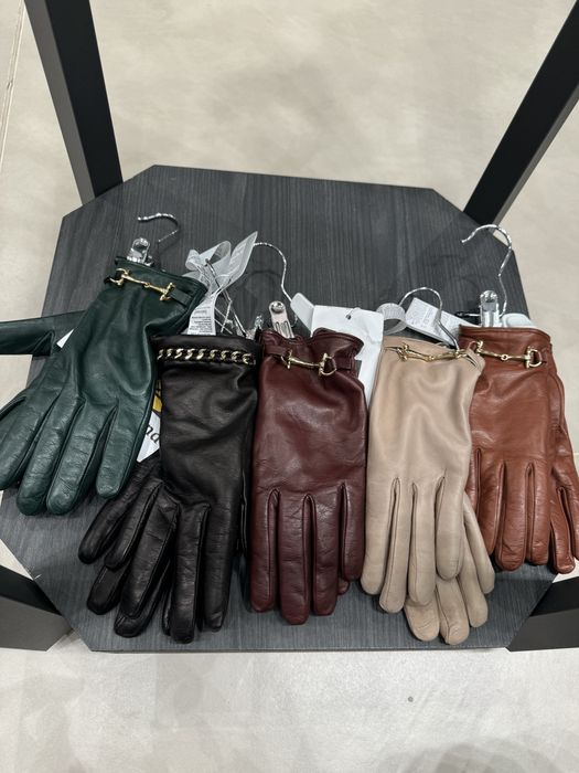 Шарф  шапка перчатки maxmara weekend шерсть  отлично на подарок Италия