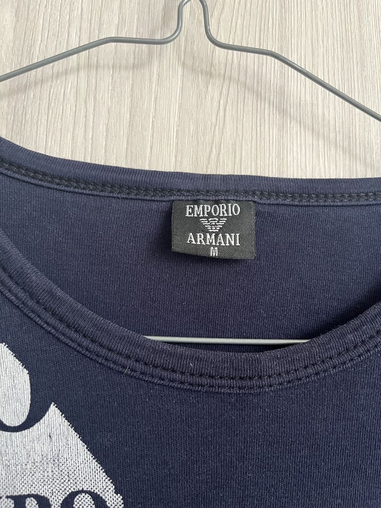 Granatowy t shirt emporio armani