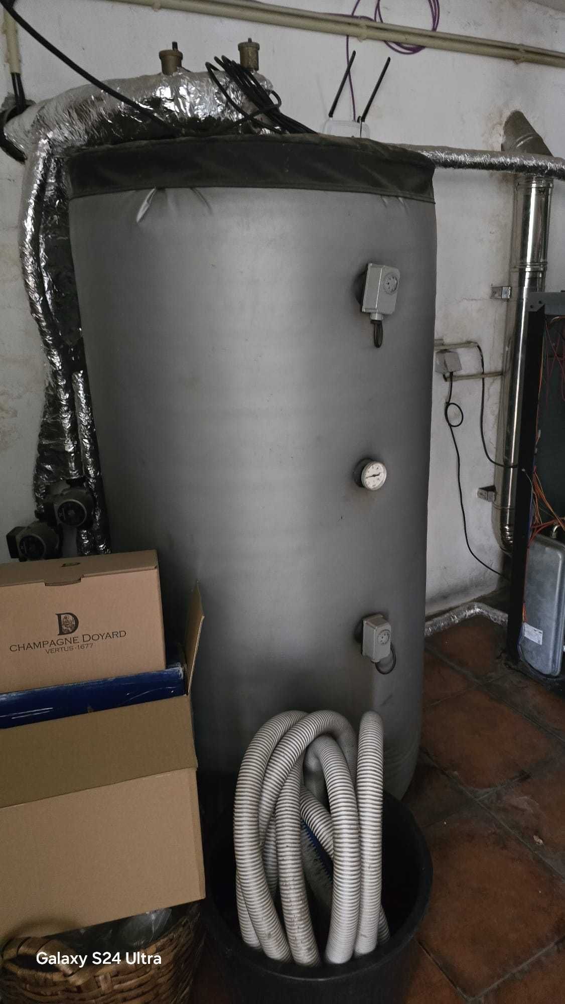 Máquina a pellets Bronpi para aquecimento central.