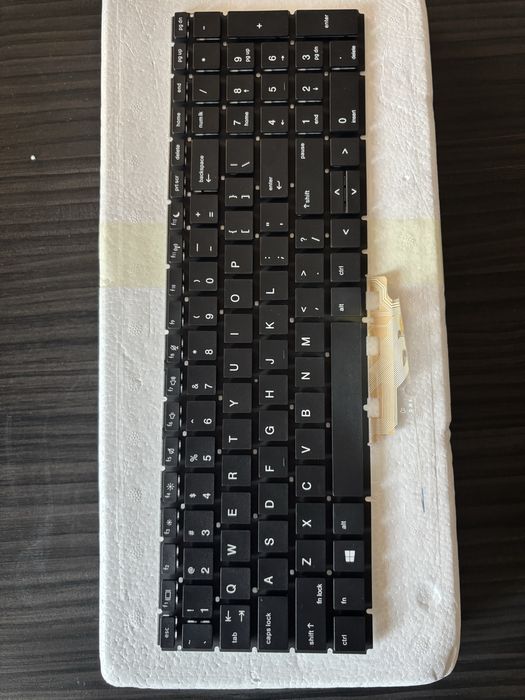 Продам  нову клавіатуру на ноутбук HP Probook 450 G6