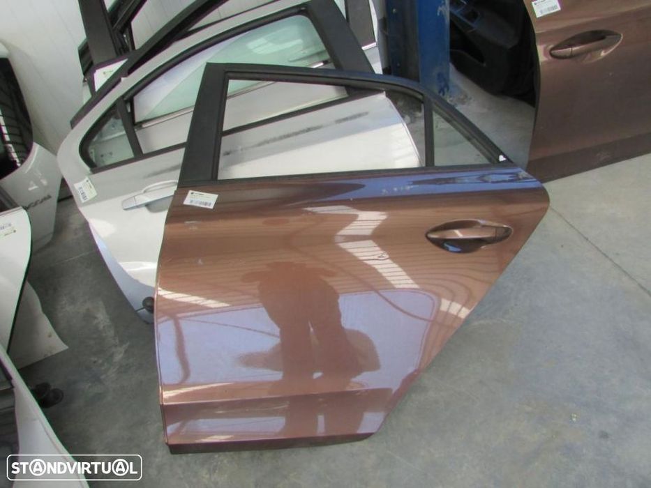 Porta Tras Esquerda Hyundai I20 do ano 2014