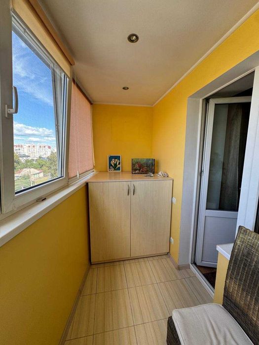 Продам 2 кімнатну квартиру в тихому районі Грушевського