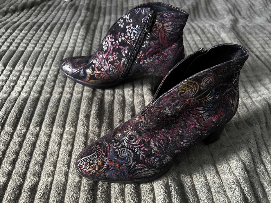 buty / botki Ara high soft rozmiar 37 (4), w kwiaty