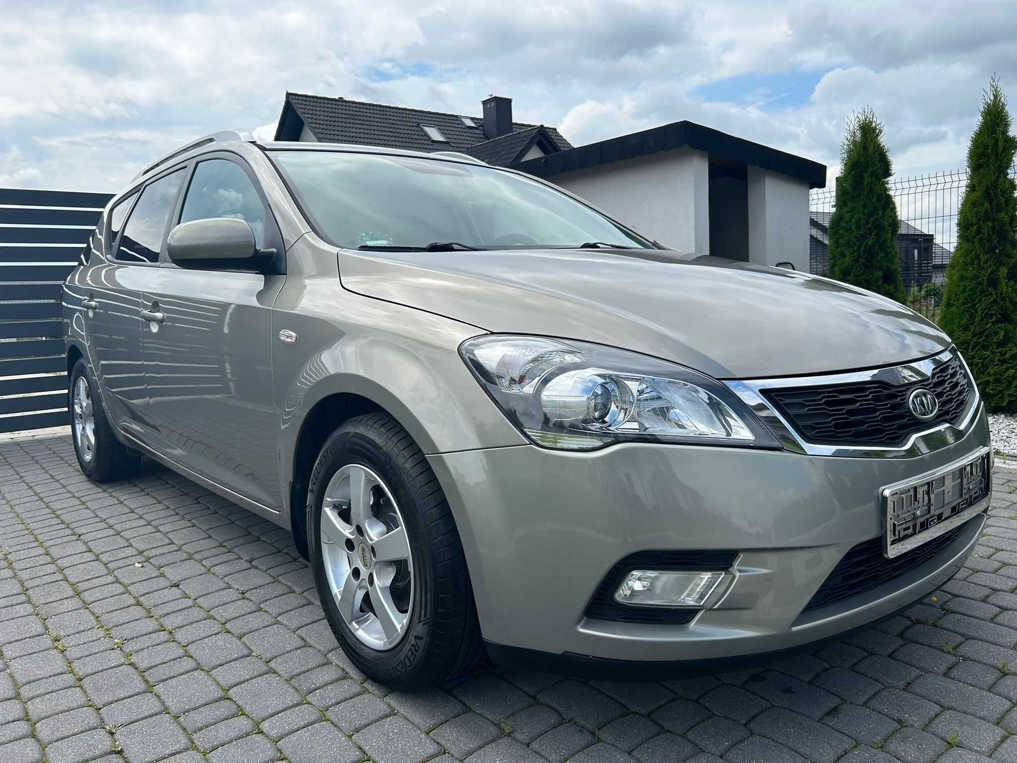 Kia Ceed Lift 2012r 1.6 CRDi 90KM sprowadozny z Niemiec