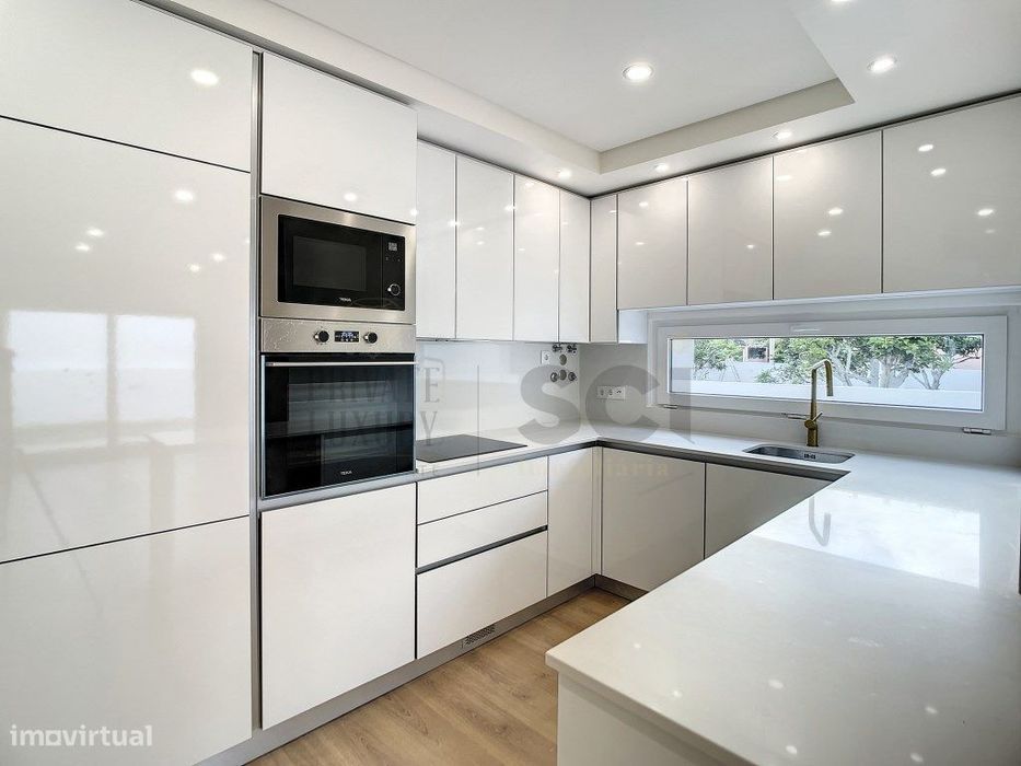 Moradia T3 em Pinhal do General com Pérgula e Logradouro