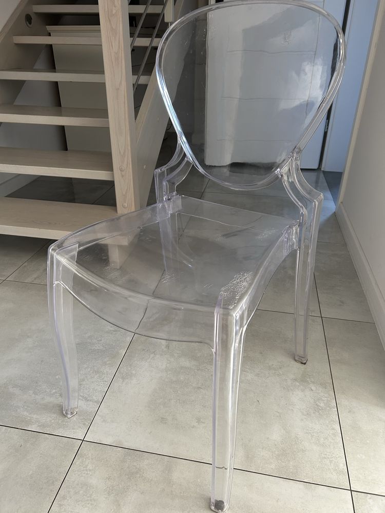 Krzeslo plastikowe transparentne 1 szt stan b dobry