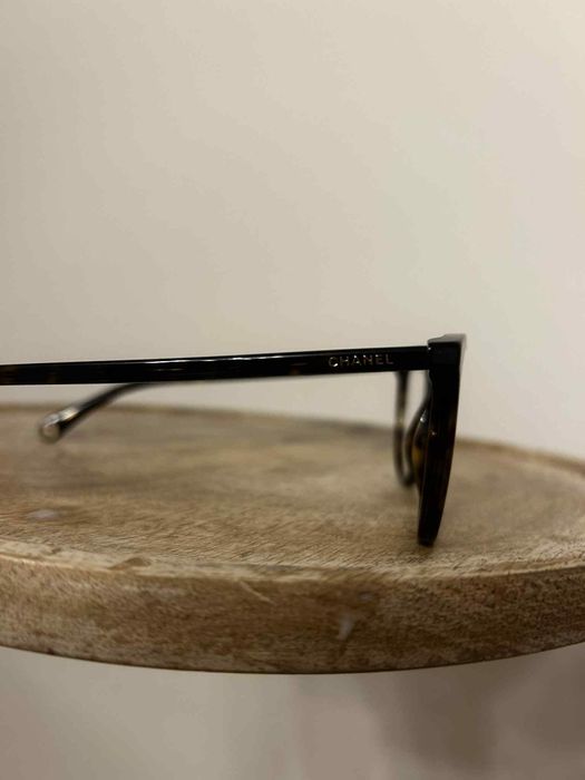 Nowa oprawka Chanel