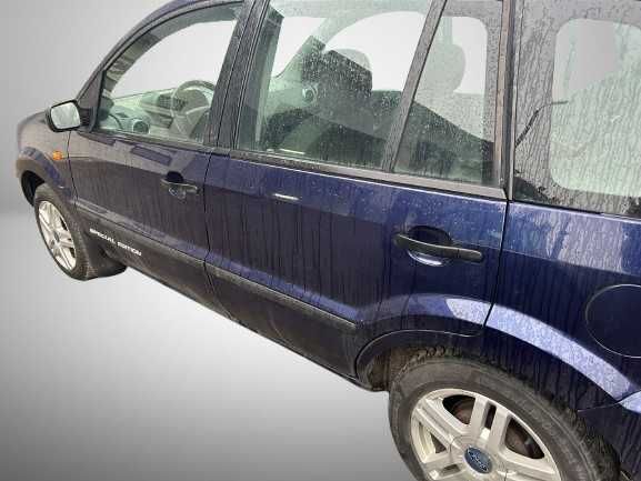 FORD FUSION 1.4 benzyna kolor F2 części