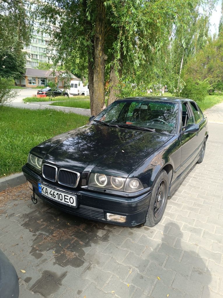Продаю Bmw e36 1993,1.8 бензин