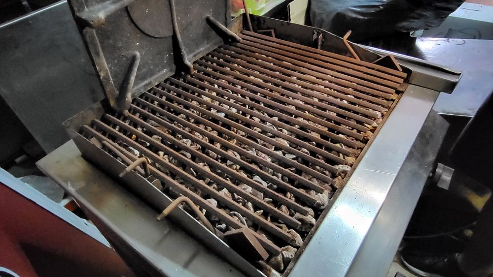 Grelhador a Gás de Pedra