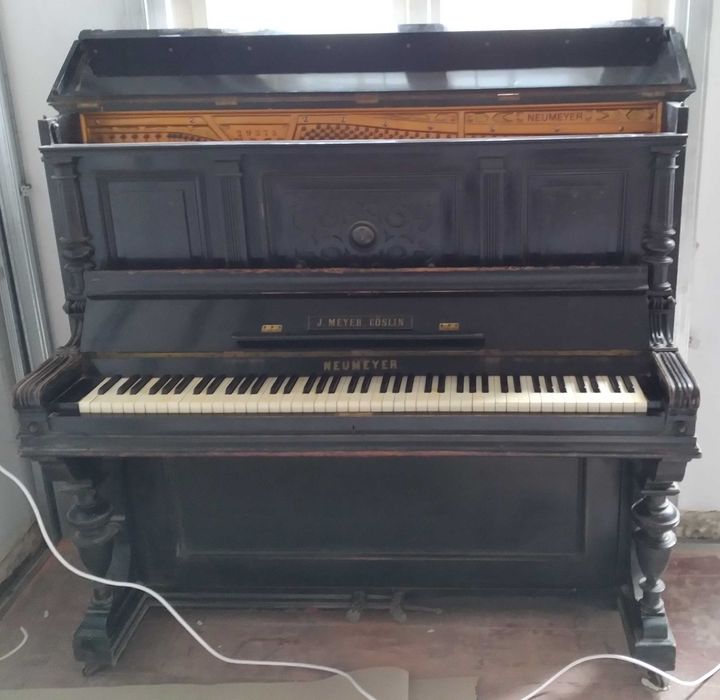 Sprzedam stare pianino J.Meyer, Cöslin.