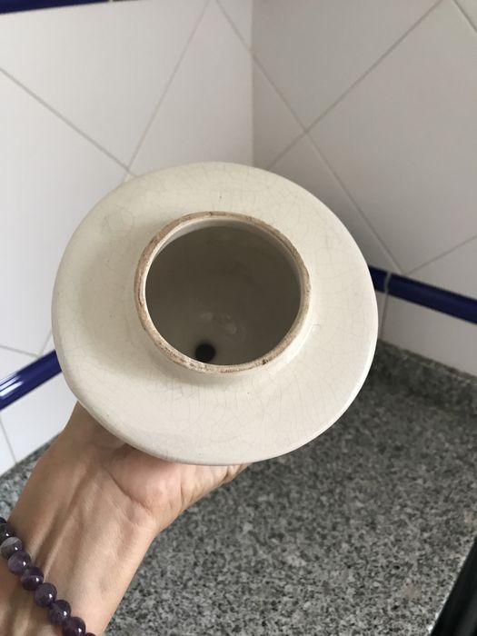 Vaso - jarro com tampa em porcelana