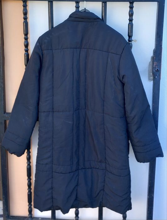 Casaco preto comprido,tamanho L 8€