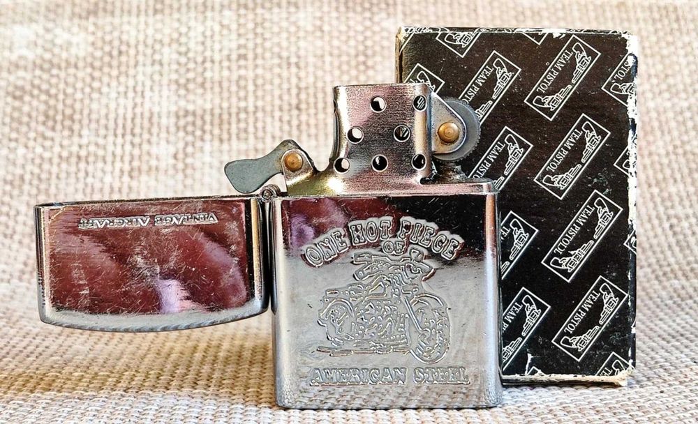 Запальничка Team Pistol (в упаковці)