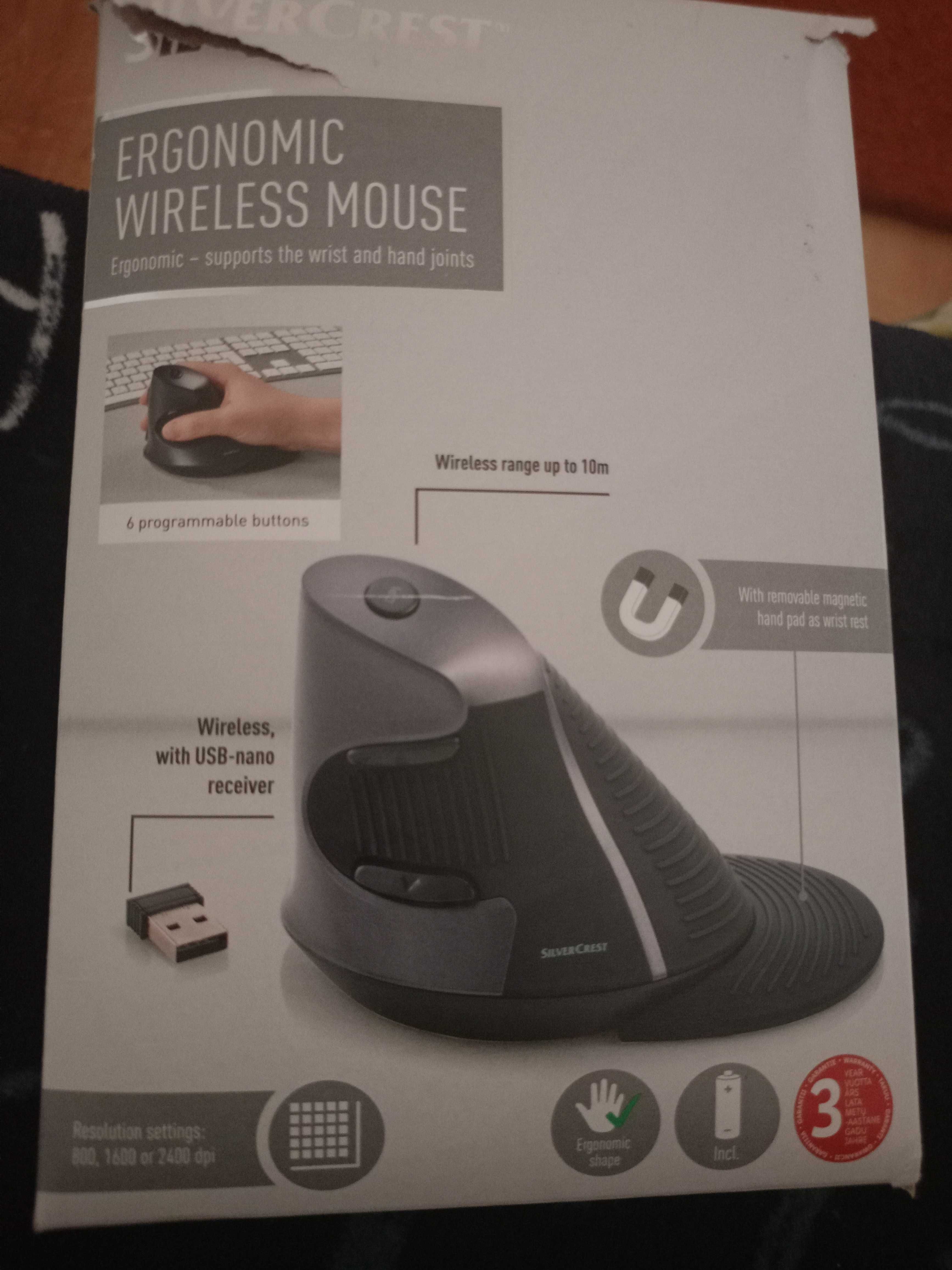 Ergonomic wireless mouse