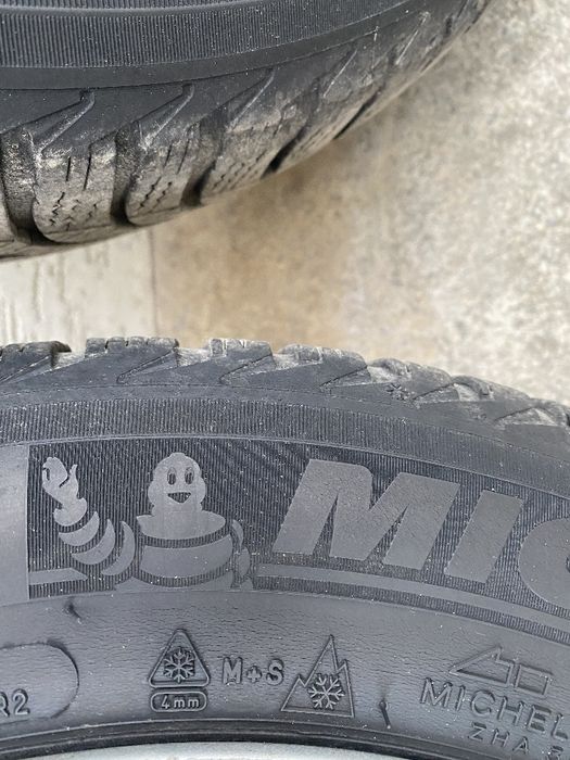 Диски бмв р 16 з резиною