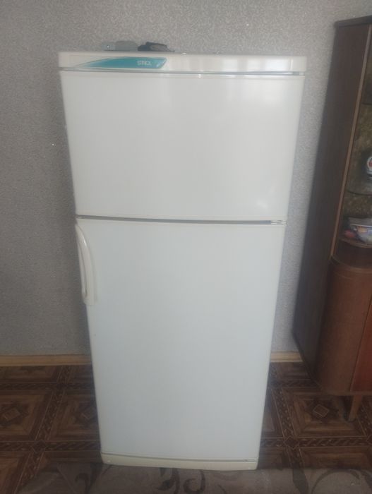 Холодильник Stinol