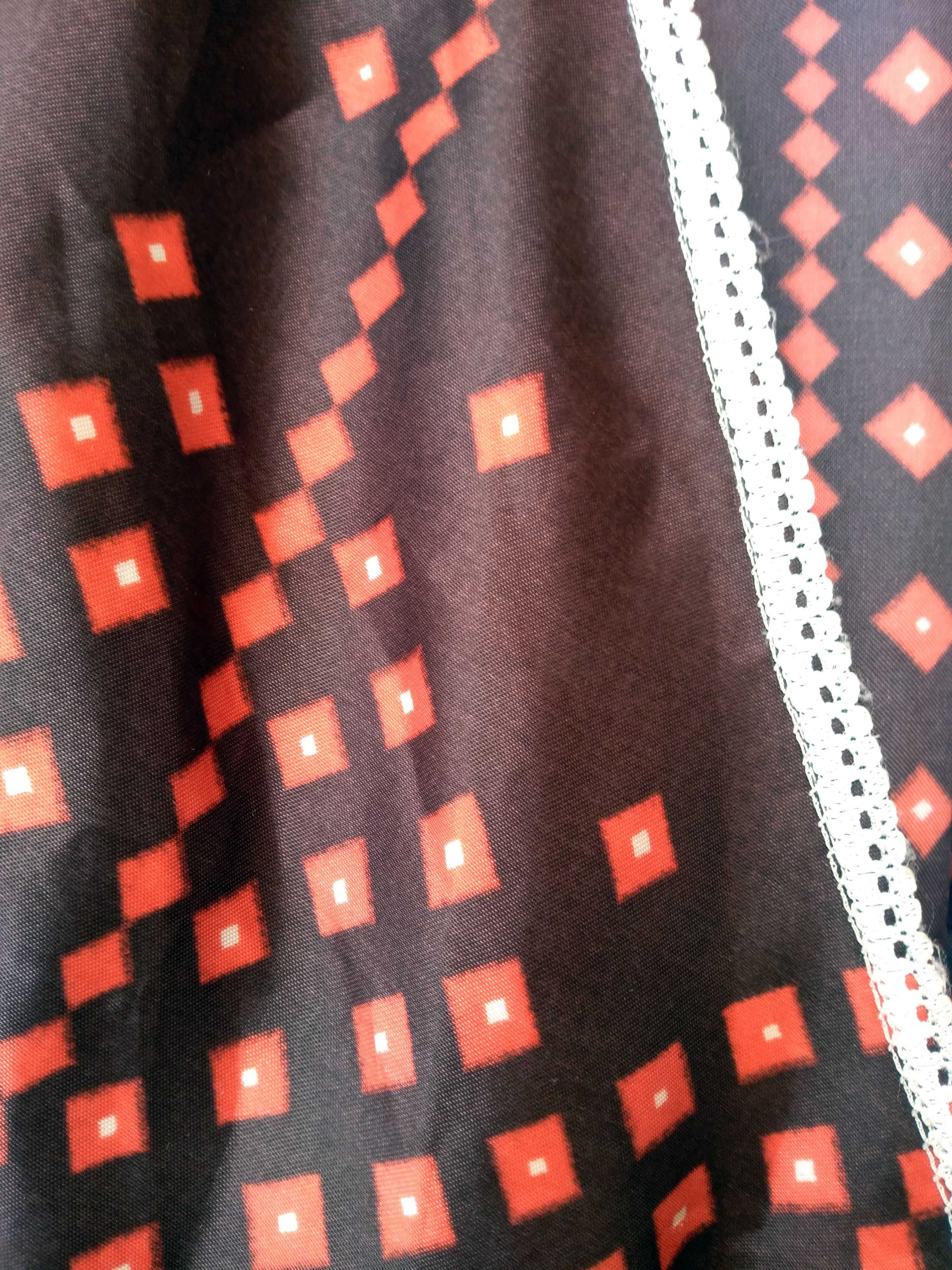 Халат домашній довгий атласний на запАх тканина з купоном р.48-50