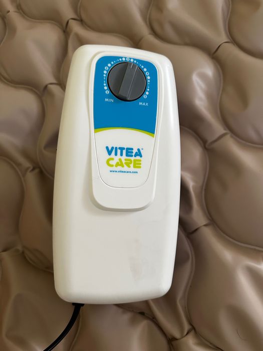 Łóżko rehabilitacyjne +2 materace przeciwodleżynowe!