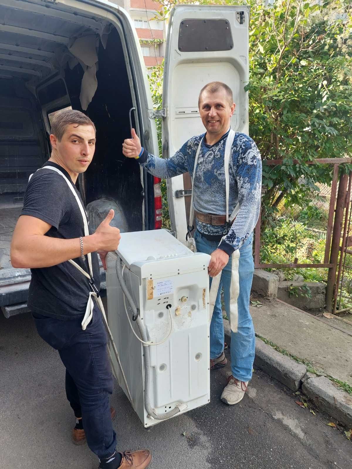 Абсолютно всю фізичну роботу ВИконають вантажники!