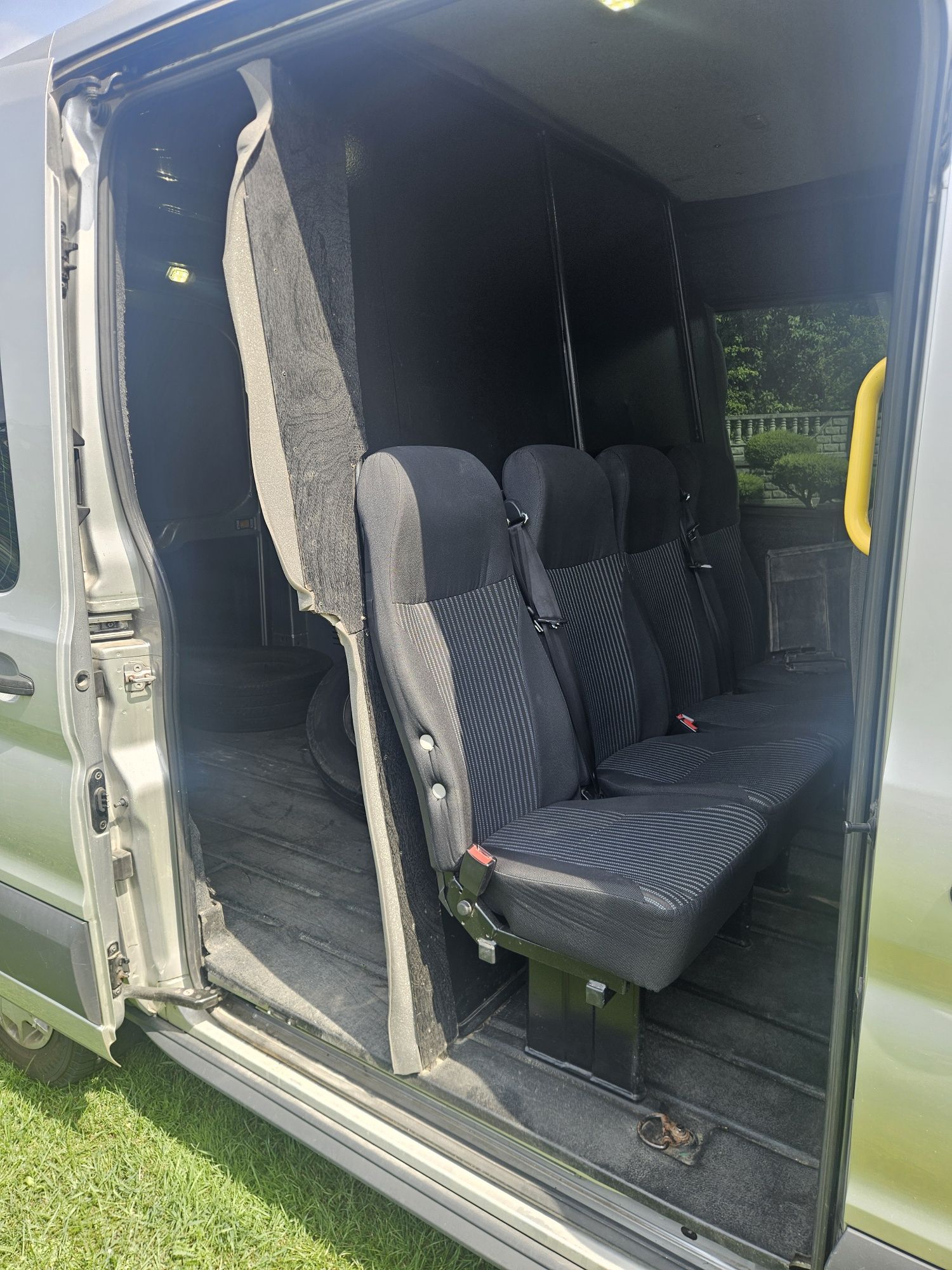 Ford transit, Brygadówka 7 osób