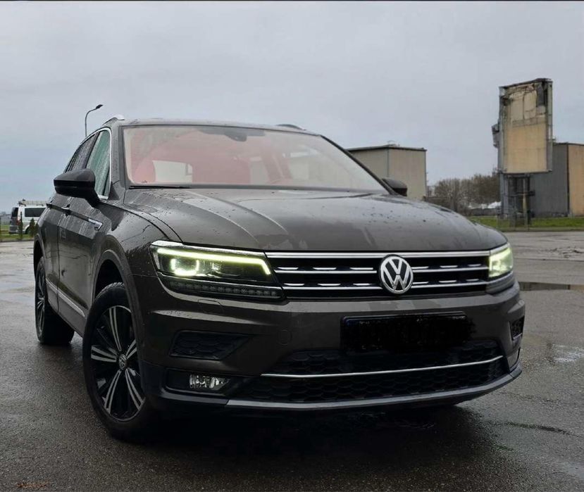 Продаю Tiguan 2.0 бензин (2020)