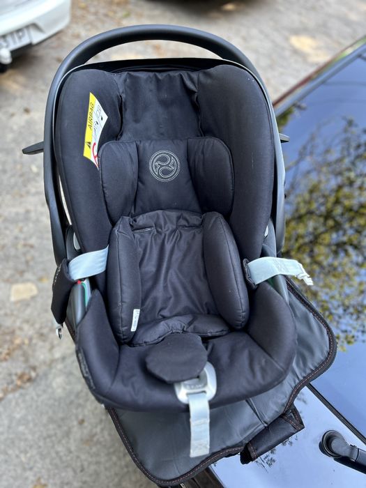 Автолюлька Cybex Cloud Z2 (розкладається в лежаче положення)