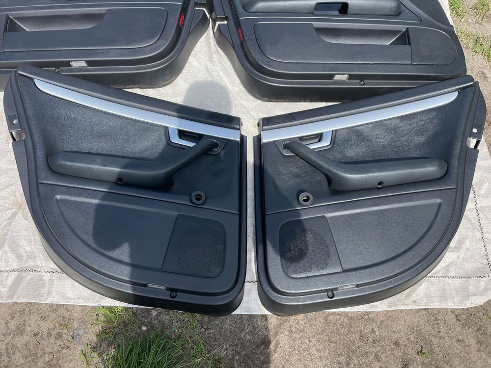 Komplet foteli do Audi A4 B6 B7 S-Line półskóra, alcantara