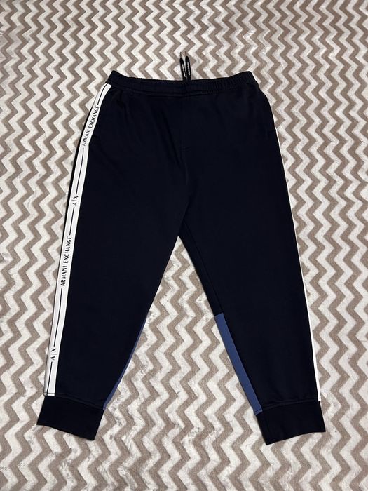 Штаны Armani Exchange