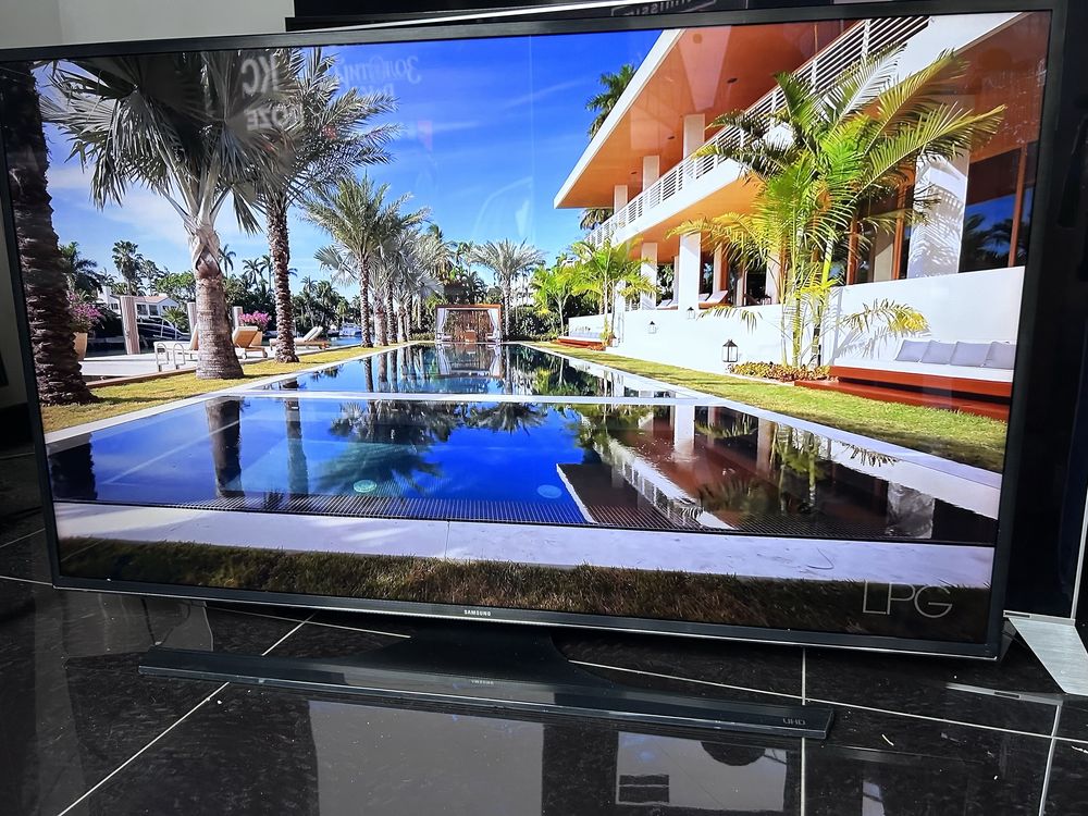 Телевізор 4K 48” Smart TV Samsung