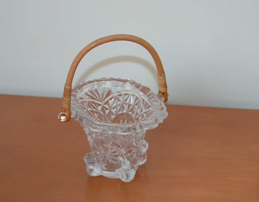 Kryształowy kosz koszyk z raczką