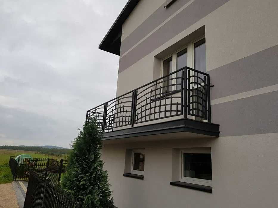 Balustrada panelowa (balustrady, barierki, poręcze)
