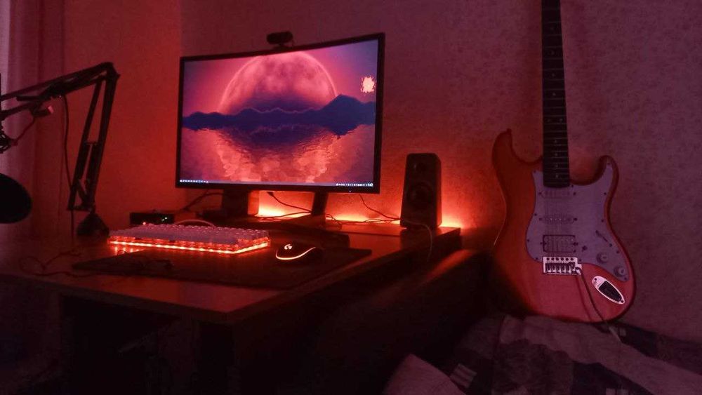 Монітор 26.9 Samsung QLED Curved (LC27HG70QQIXCI) HDR - 144 Гц - 1440p