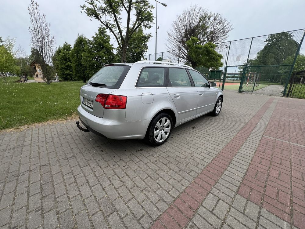 Sprzedam Audi A4b7 ! 2.0 140 km Sprawne ! Auto do jazdy!