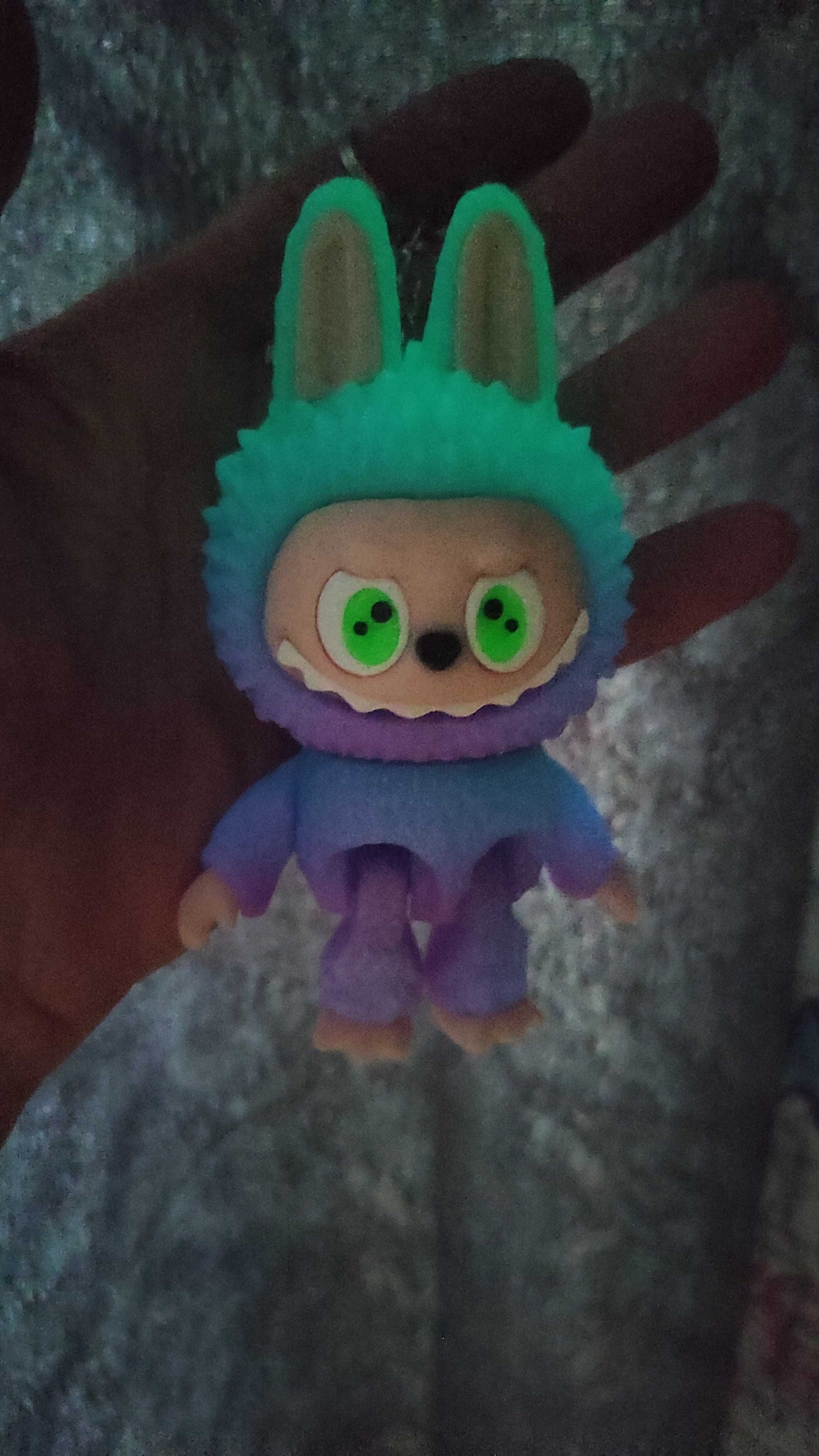 Labubu brelok 11sm.panchroma luminous rainbow