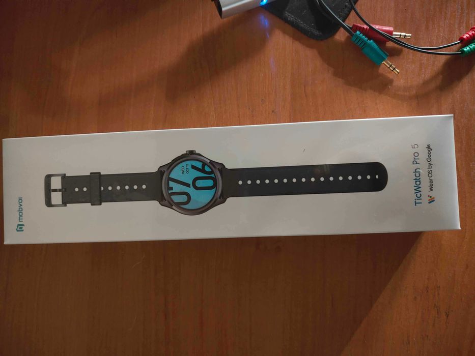 Новий старт годинник TicWatch Pro 5