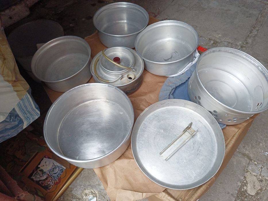 Wyprzedaż garażowa Dużo ciekawych rzeczy