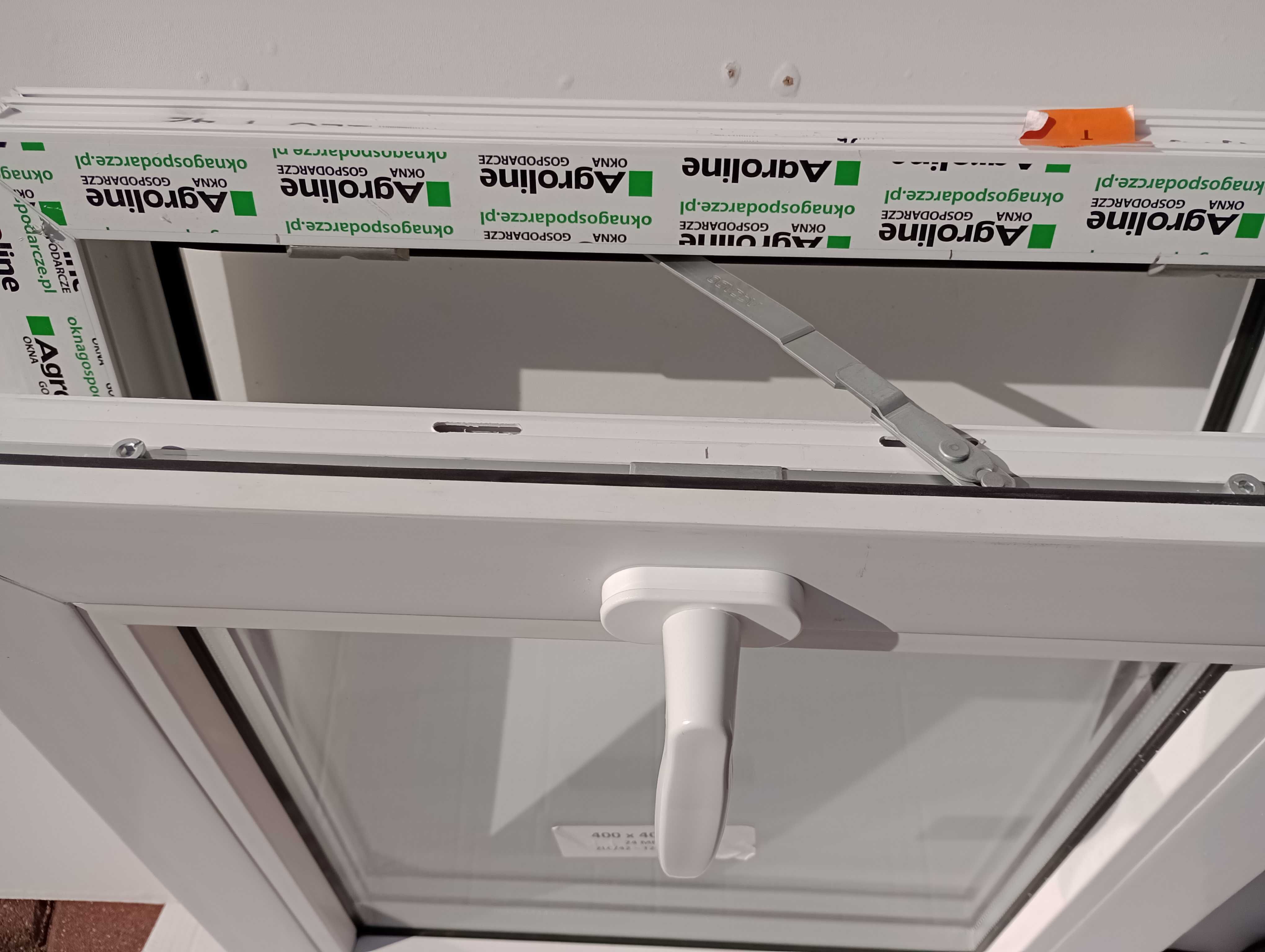 okno PCV szer.70 x wys.60 lub 60x70 białe,techniczne i inne